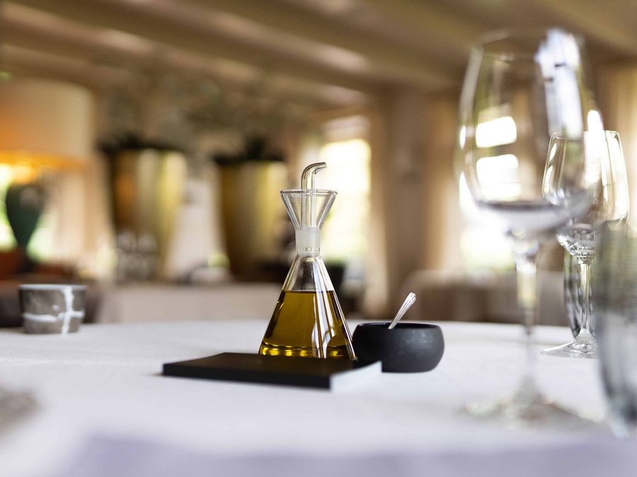 Laid table in the restaurant of De Lindenhof