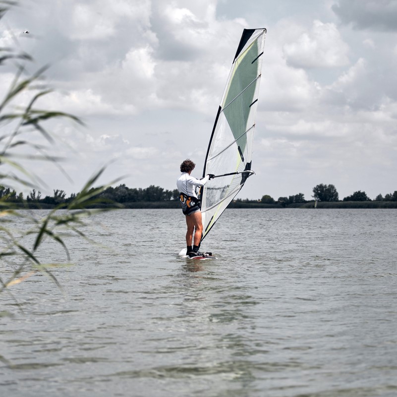 Windsurfing on the Bovenwiede near Giethoorn
